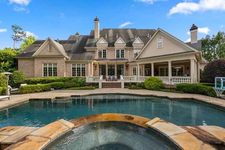 Super Bowl champ lists $5m Georgia mansion over 6x larger than most homes