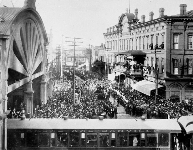 Presidential greeting at Union Station