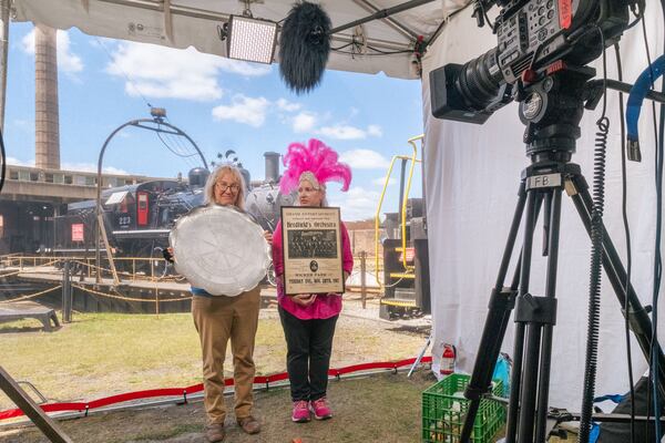 "Antiques Roadshow" brings vintage silver and silliness to Savannah. 