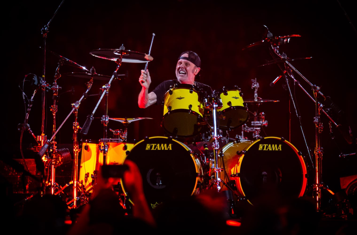 Lars Ulrich and Metallica played in the round to a completely sold out Mercedes-Benz Stadium. (Ryan Fleisher for the AJC)