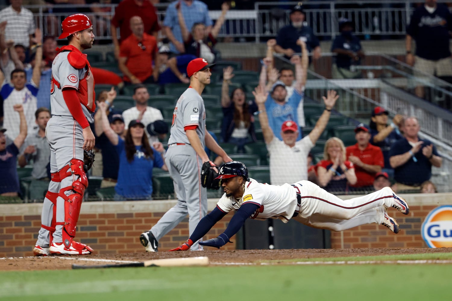 Reds Braves Baseball